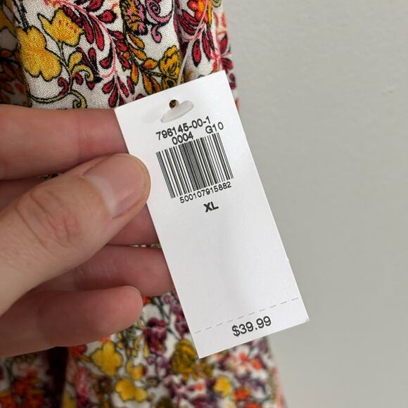 NWT Old Navy Flutter Sleeve Mini Sundress in Multicolor Floral - Size XL - Picture 9 of 9